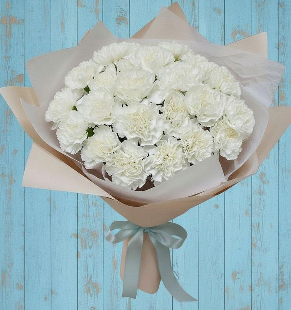 Букет Хрустальное утро в Олекминске Букет цветов из: Гвоздики в Олекминске