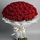 Букет 101 Красная роза Блэк Мэджик в Олекминске