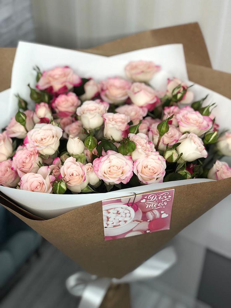 Букет теплый ветер в Олекминске Букет цветов из: Розы в Олекминске