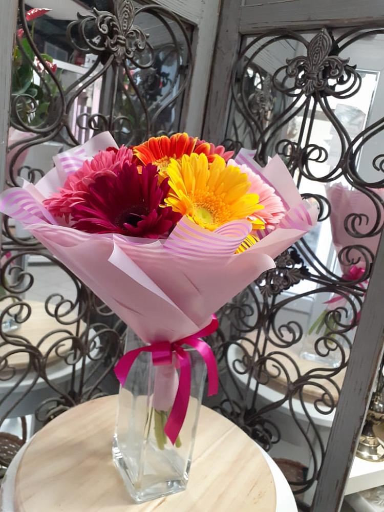 Букет радуга в Олекминске Букет цветов из: Герберы в Олекминске