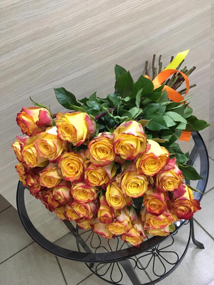 Желтые розы  в Олекминске Букет Желтые розы в Олекминске