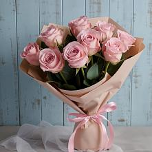 9 розовых роз в Олекминске Букет цветов из:  Розы в Олекминске