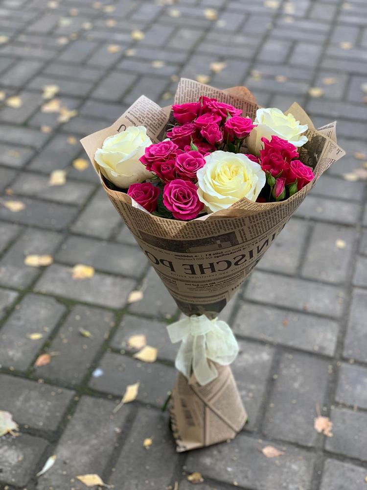 Букет Удивительный из роз в Олекминске Букет цветов из: Розы в Олекминске