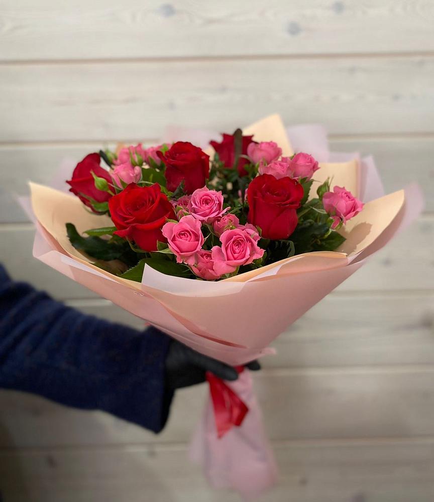 Букет тайны любви в Олекминске Букет цветов из: Розы в Олекминске